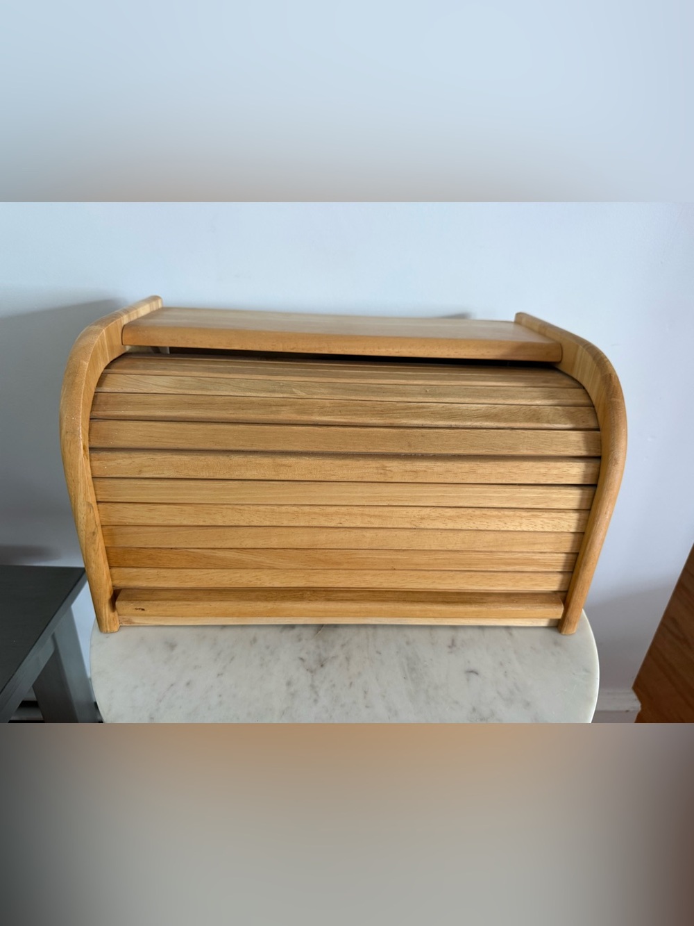 Vintage Oak Wooden Roll Top Bread Box Keeper Farmhouse Country Granny Cottage
